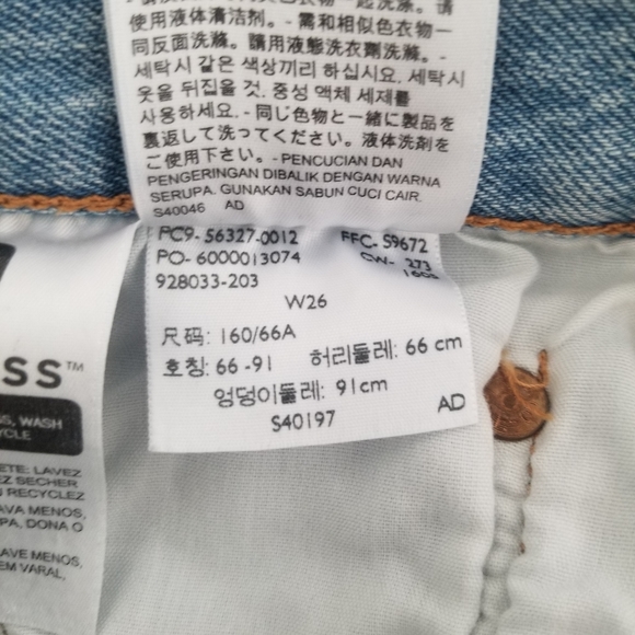 Levi's 501 Jean Shorts Distressed Button Fly 26/2 - Picture 8 of 11